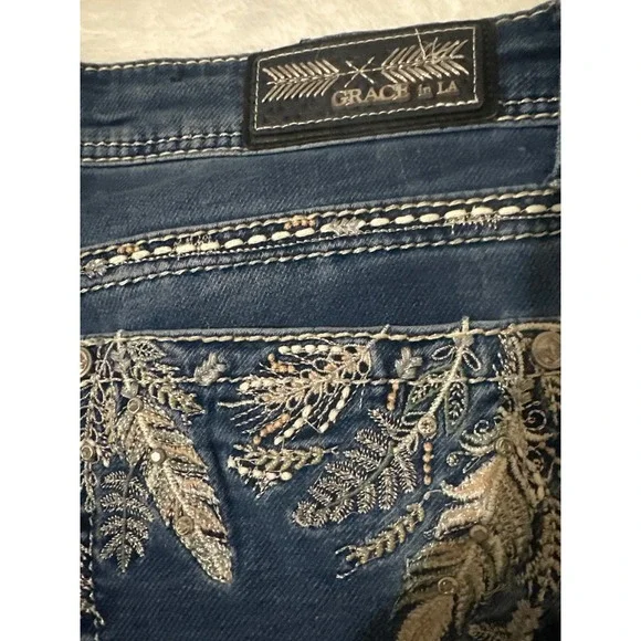 GRACE in LA Womens Bootcut Jeans  Size 30 Waist - Picture 8 of 10